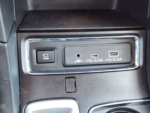 Used 2023 Subaru Ascent Limited w/ Technology Package image 20