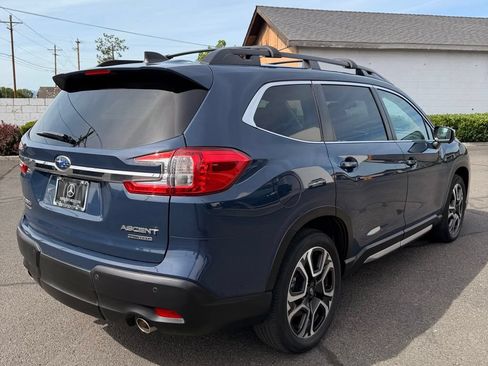 Used 2023 Subaru Ascent Limited w/ Technology Package AWD/4WD image 7
