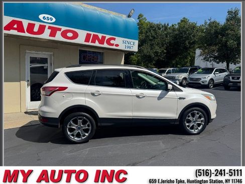 Used 2014 Ford Escape SE w/ Equipment Group 201A AWD/4WD image 3