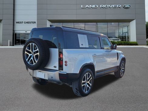 Used 2020 Land Rover Defender 110 HSE image 4