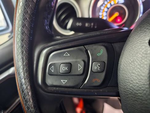 Used 2018 Jeep Wrangler Unlimited Sport S AWD/4WD image 35