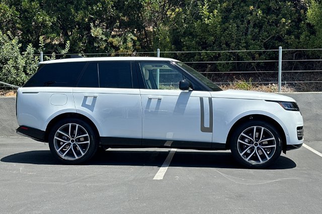 New 2026 Land Rover Range Rover SE AWD/4WD image 6