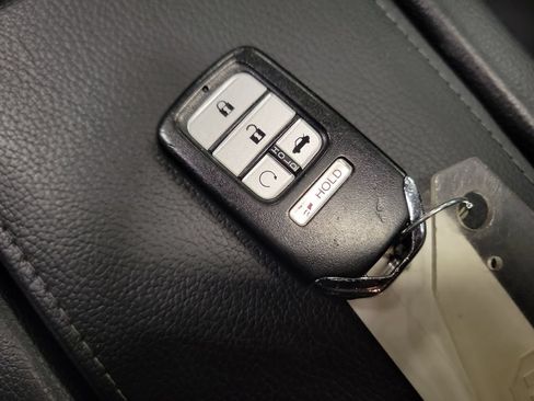 Used 2018 Honda Civic EX-L image 20
