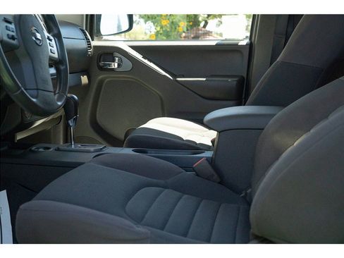 Used 2020 Nissan Frontier S w/ S Utility Package RWD image 27