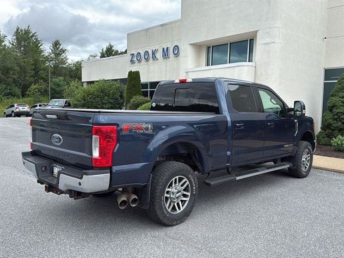 Used 2017 Ford F250 Lariat w/ Lariat Value Package AWD/4WD image 5