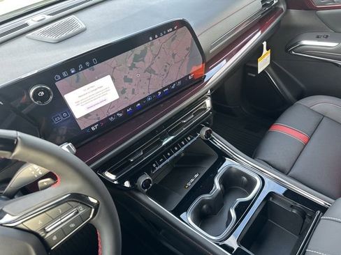 New 2026 Chevrolet Traverse RS image 29