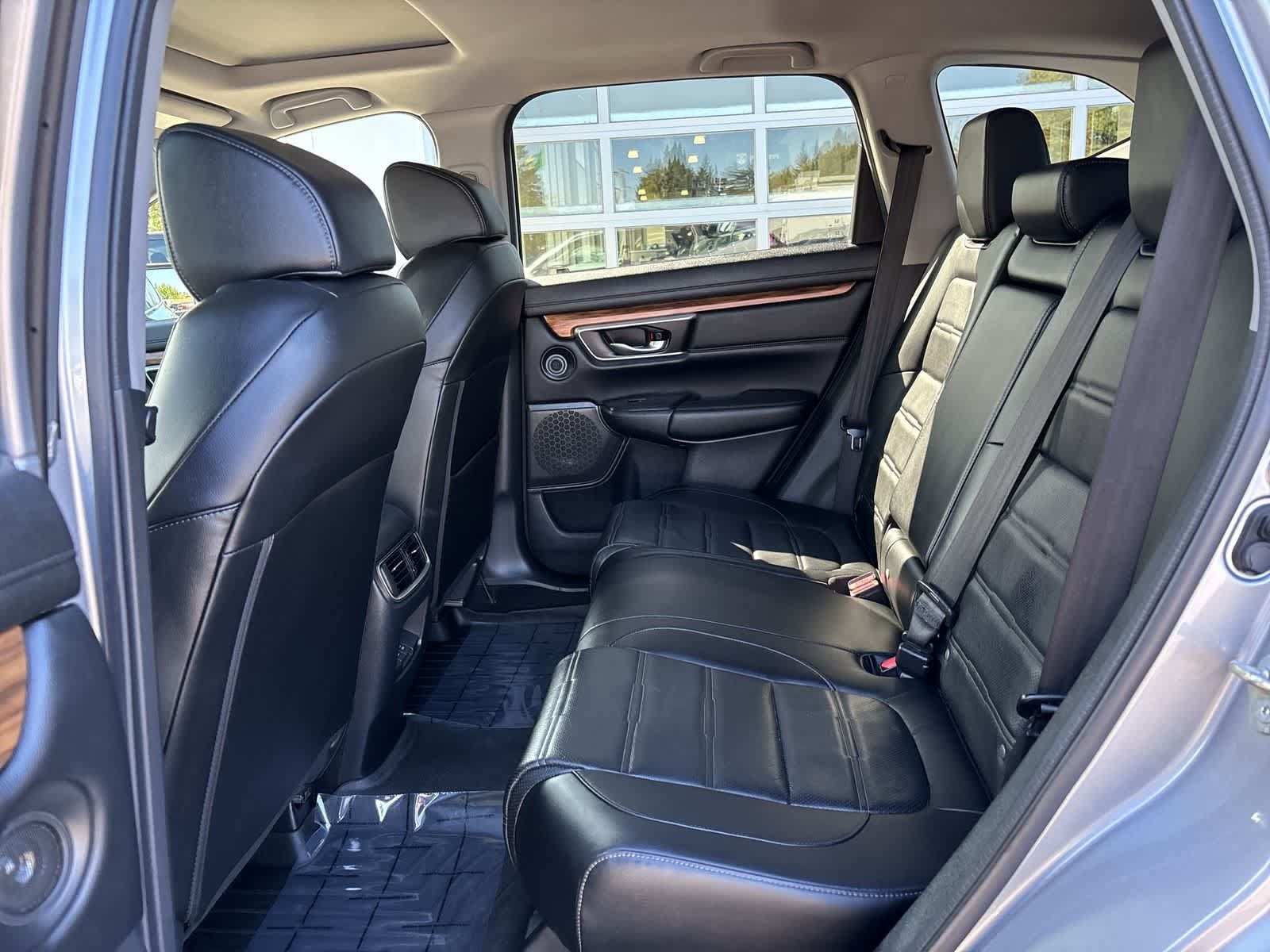 Used 2020 Honda CR-V Touring image 7