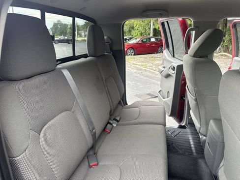 Used 2020 Nissan Frontier SV AWD/4WD image 11