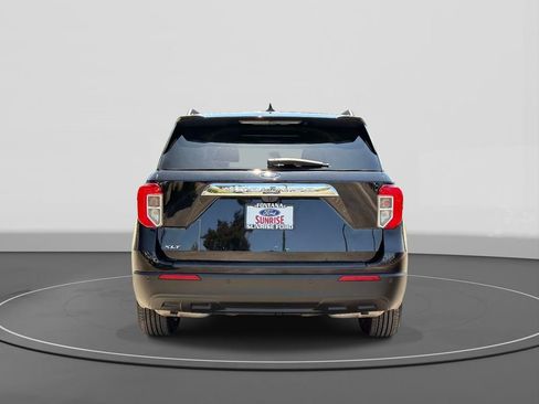 Used 2023 Ford Explorer XLT RWD image 6