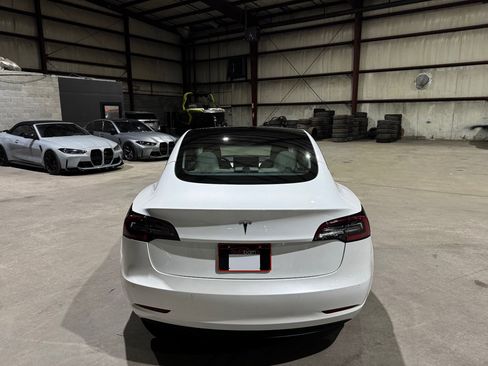Used 2021 Tesla Model 3 Standard Range Plus image 6