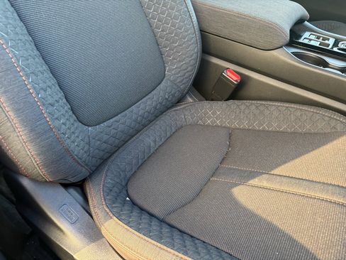 Used 2025 Honda Pilot Sport image 27