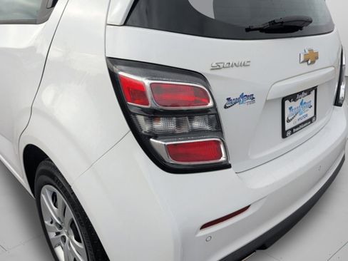 Used 2020 Chevrolet Sonic LT image 12