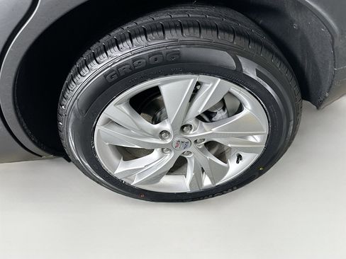 Used 2025 Buick Encore GX Preferred image 11