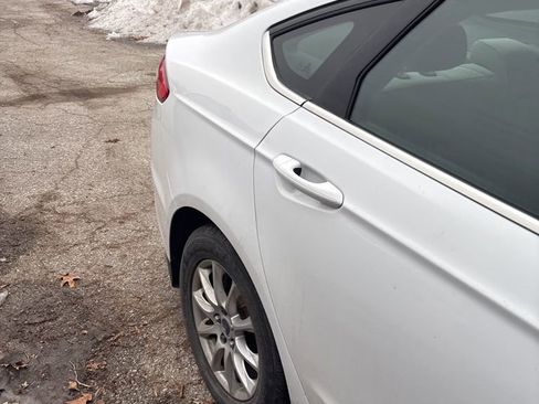 Used 2015 Ford Fusion S image 8