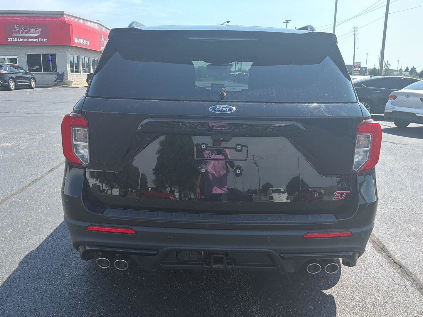 Used 2020 Ford Explorer ST w/ ST Street Pack AWD/4WD image 4