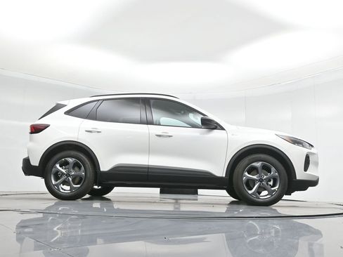 New 2025 Ford Escape ST-Line w/ Tech Pack #1 image 45