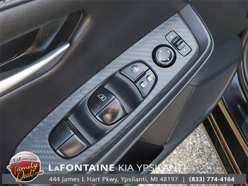 Used 2025 Nissan Sentra SV image 13