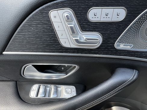 Used 2023 Mercedes-Benz GLS 450 4MATIC w/ AMG Line Exterior image 14