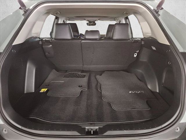 Used 2021 Toyota RAV4 XLE w/ Convenience Package AWD/4WD image 6
