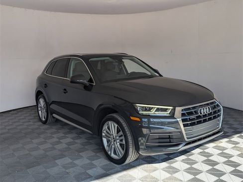 Used 2019 Audi Q5 2.0T Premium Plus w/ Premium Plus Package image 2