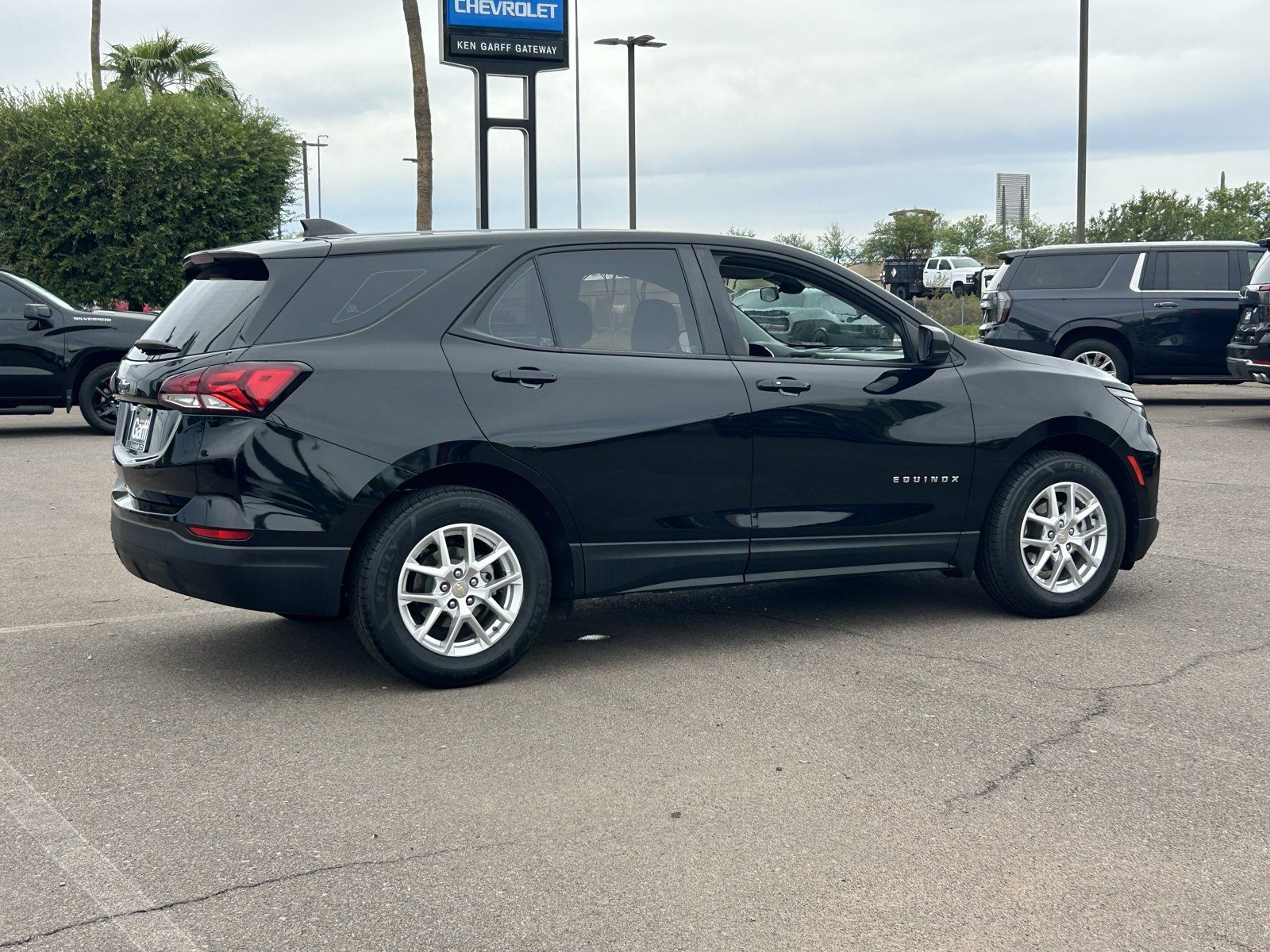 Used 2022 Chevrolet Equinox LS FWD image 5