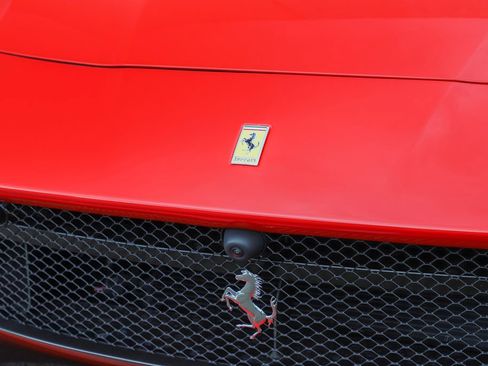 Certified 2023 Ferrari 812 GTS RWD image 34
