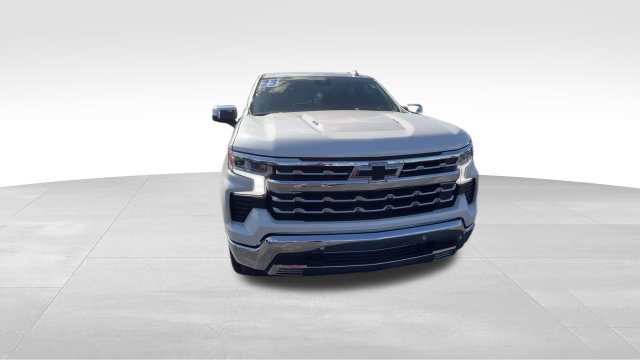 Used 2023 Chevrolet Silverado 1500 LTZ w/ LTZ Premium Package AWD/4WD image 9