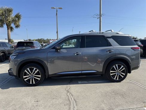 New 2025 Nissan Pathfinder Platinum w/ Lighting Package (N93) image 6