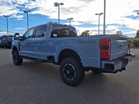 New 2026 Ford F250 Lariat w/ Tremor Off-Road Package image 5