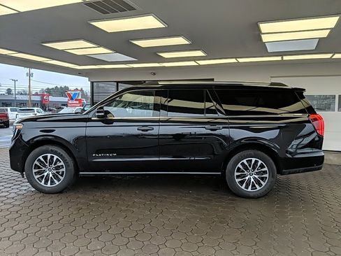 Used 2025 Ford Expedition Max Platinum image 10