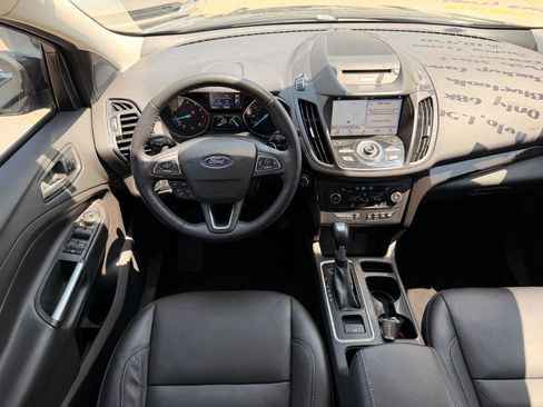 Used 2017 Ford Escape Titanium w/ Equipment Group 301A FWD image 4