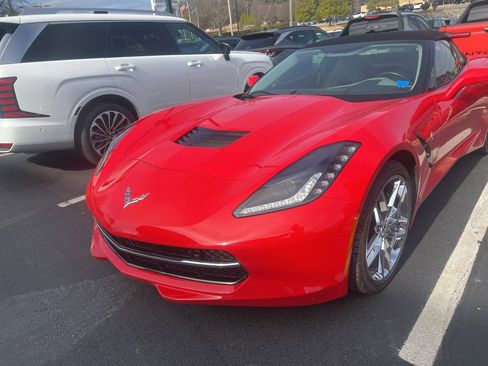 Used 2019 Chevrolet Corvette Stingray w/ 3LT Preferred Equipment Group image 2