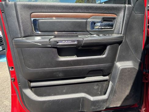 Used 2017 RAM 2500 Laramie image 12