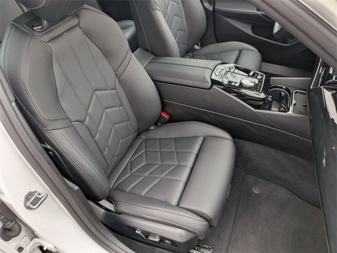 Used 2024 BMW 530i xDrive 530i xDrive w/ Convenience Package image 30