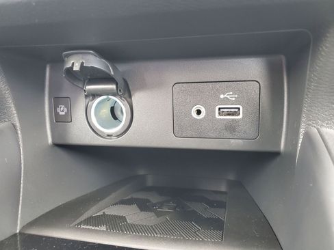 New 2025 Nissan Versa SV w/ Trunk Package image 26