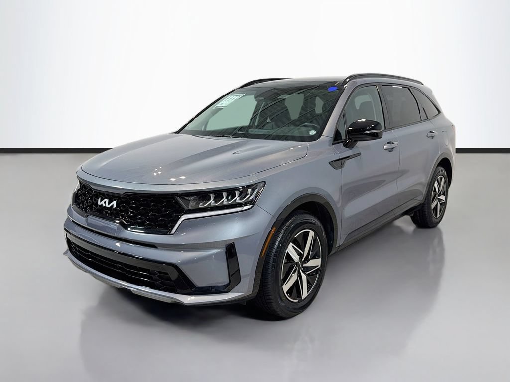 Used 2023 Kia Sorento S w/ Panoramic Sunroof Package FWD image 5