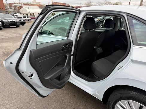 Used 2019 Volkswagen Jetta S FWD image 30