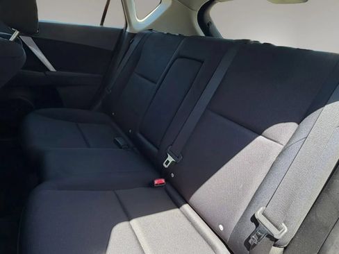 Used 2010 MAZDA MAZDA3 s Sport FWD image 11