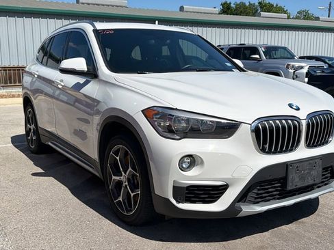 Used 2016 BMW X1 xDrive28i AWD/4WD image 3