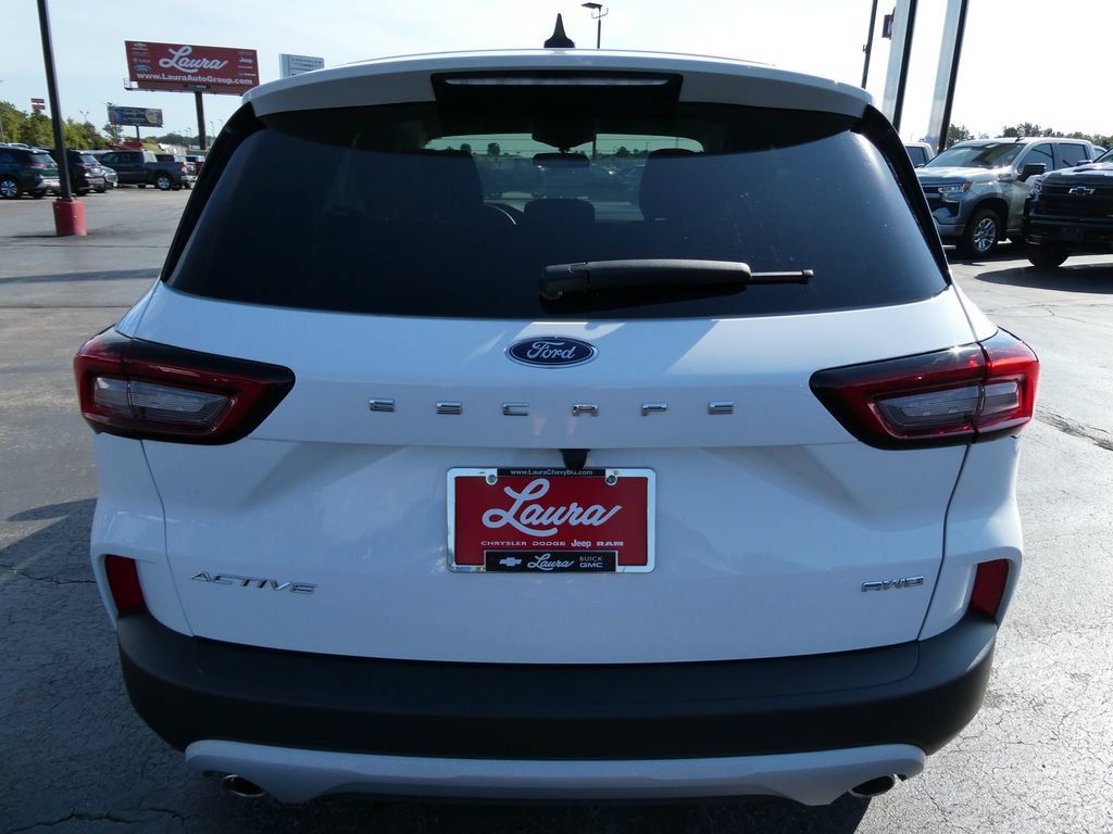 Used 2025 Ford Escape Active w/ Cold Weather Package AWD/4WD image 6