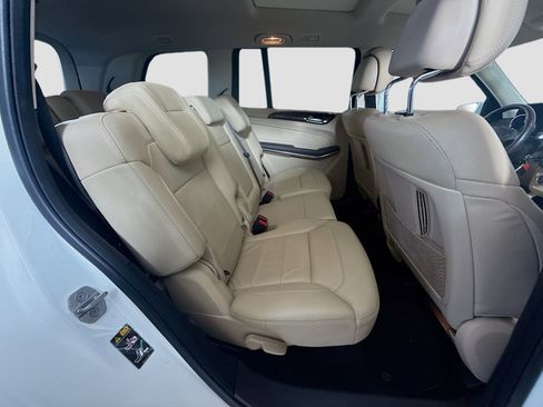Used 2018 Mercedes-Benz GLS 550 4MATIC w/ Driver Assistance Package image 26