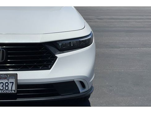 Certified 2023 Honda Accord EX image 46