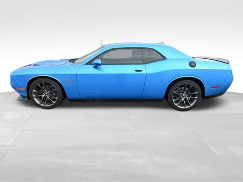 Used 2023 Dodge Challenger R/T Scat Pack w/ Plus Package RWD image 6