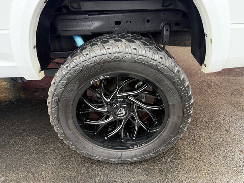 Used 2018 RAM 2500 Laramie w/ Sport Appearance Group image 9