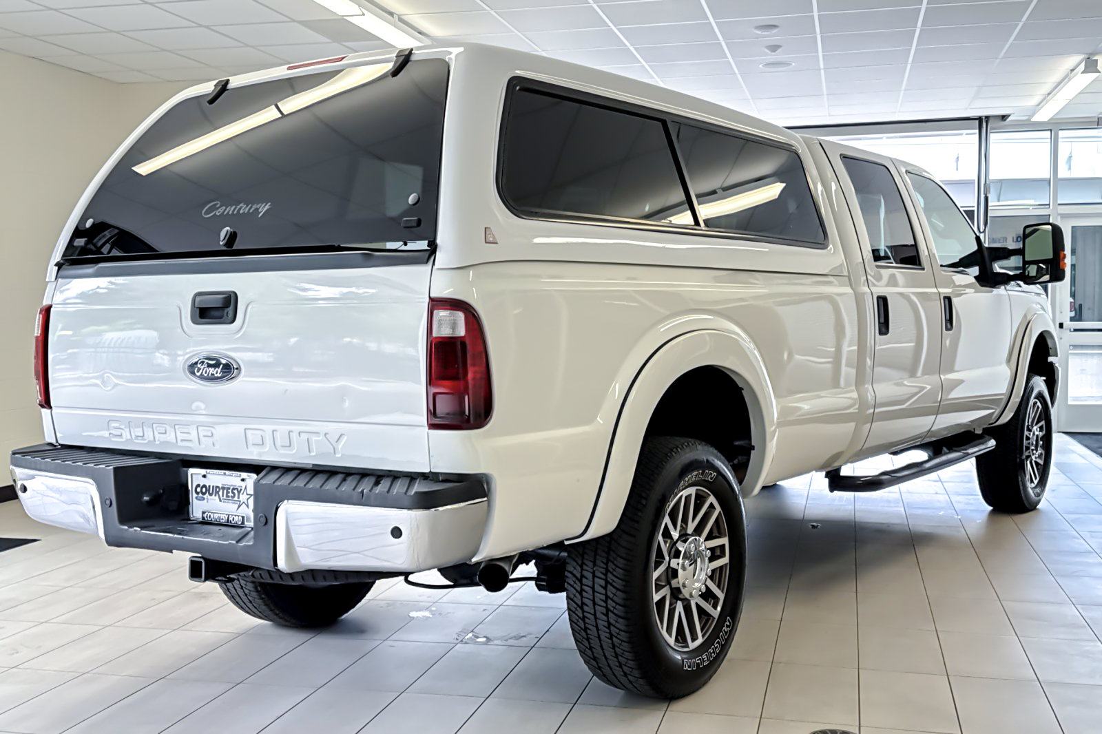 Used 2016 Ford F350 XLT w/ Advanced Security Group AWD/4WD image 4