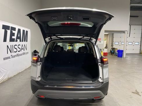 Certified 2023 Nissan Rogue SV w/ SV Premium B Package image 6