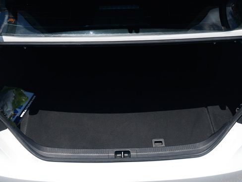 Used 2021 Toyota Camry XSE FWD image 26