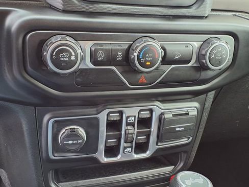 Used 2020 Jeep Wrangler Unlimited Sport S image 8