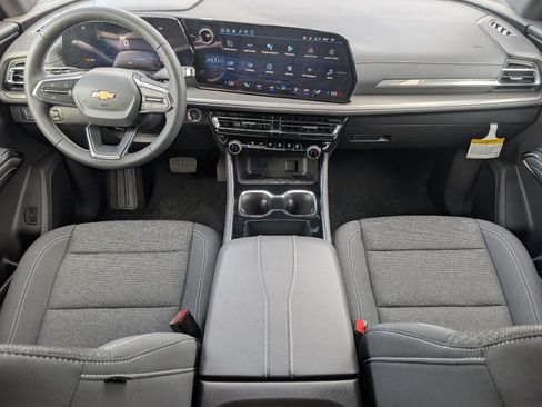 New 2026 Chevrolet Traverse LT FWD image 15