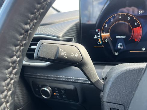 Used 2025 Ford Mustang Premium RWD image 19